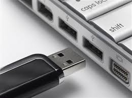 clé USB sur ordianteur